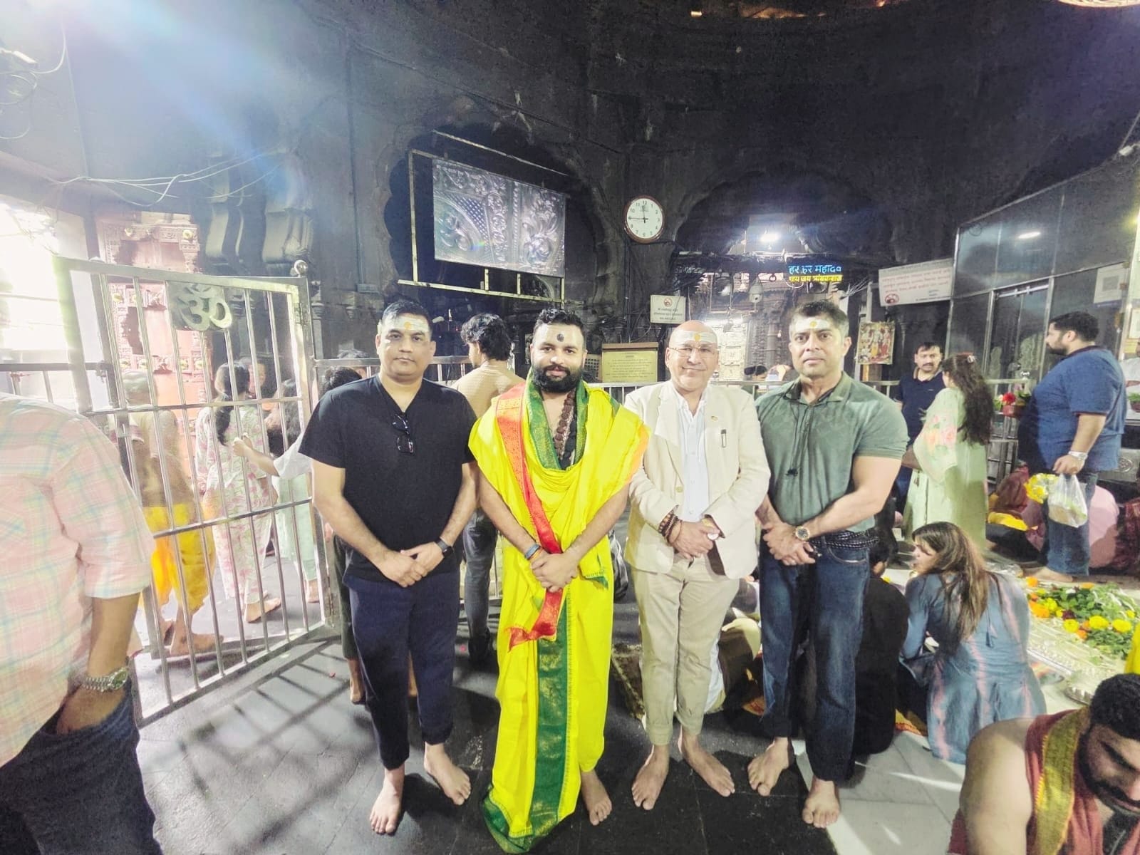UN World Peace Ambassador Dr. Parminder Singh Visits Trimbakeshwar Jyotirlinga, Prays for Global Harmony